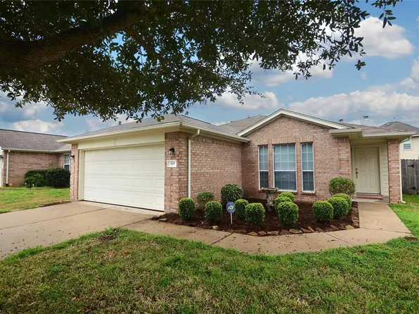 819 La Hacienda Dr, Richmond, TX 77406