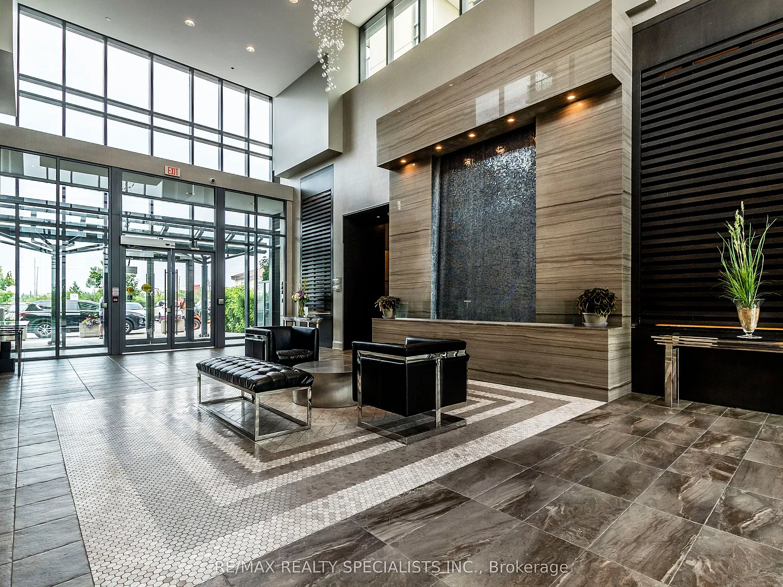 2 bed, $2,200 — Photo 3