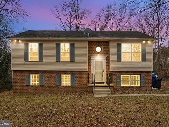 2nd image of 2870 Preswood Pl