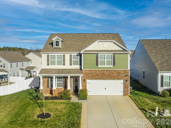 128 Neill Estate Ln, Mooresville, NC 28117