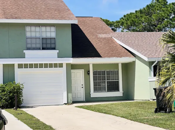 1469 SE Rivergreen Circle, Port St Lucie, FL 34953