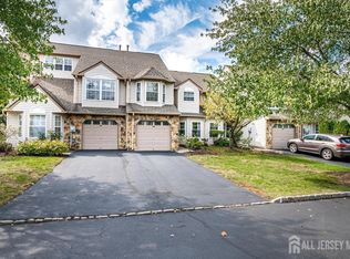 230 Nebula Rd, Piscataway, NJ 08854