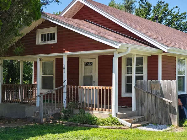 303 S Arthur St, El Dorado, KS 67042