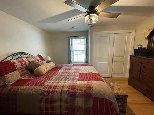 300 E Washington St #10M — Photo 14