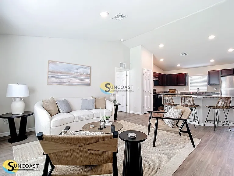 11 Roxton Ln — Photo 7