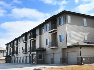 The Sterling Apartments at Grand Island, Grand Island, NE 68803