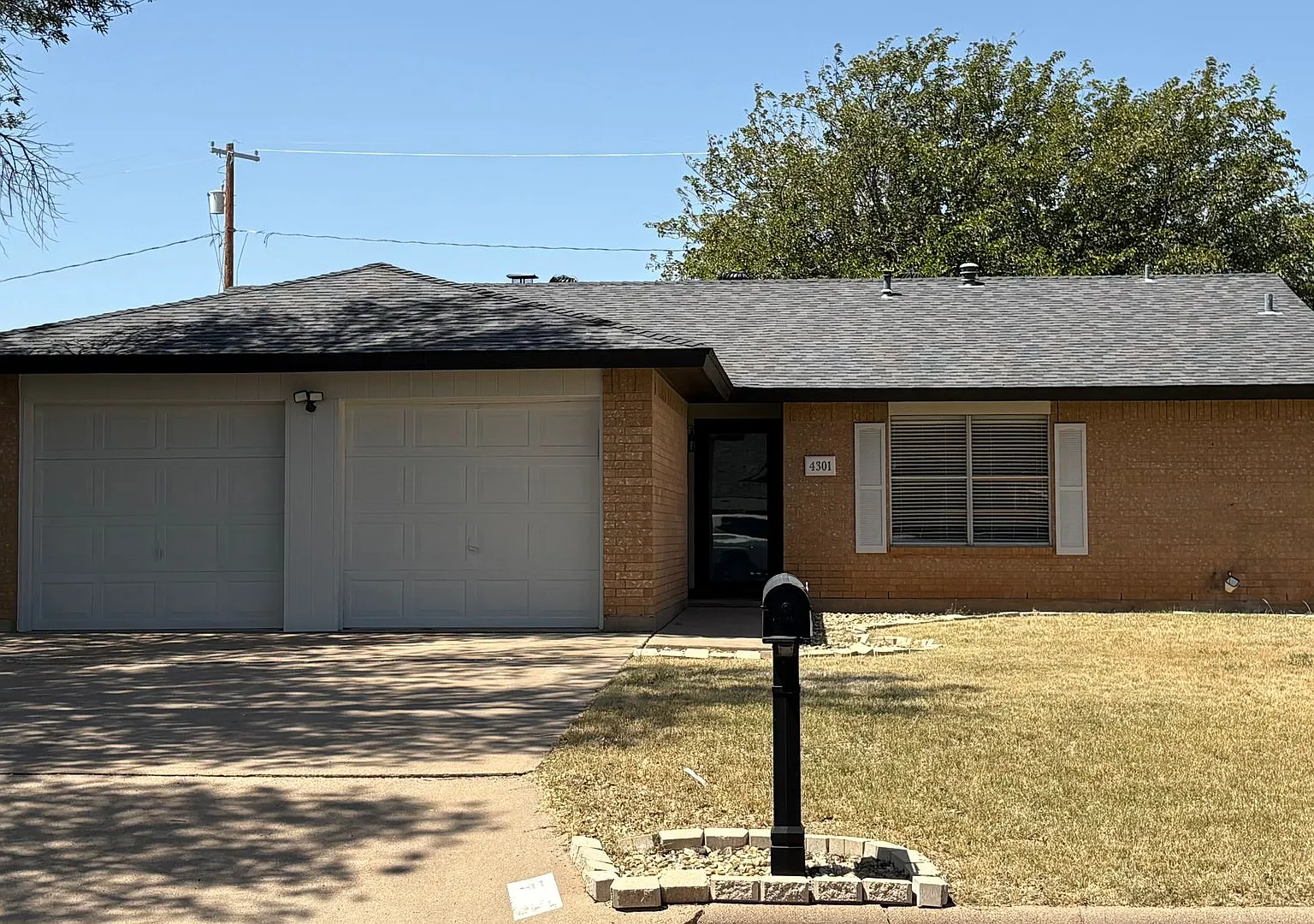 4301 Lubbock Ave. — Photo 1
