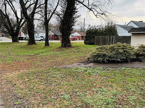 5th image of 111 Douglas Avenue