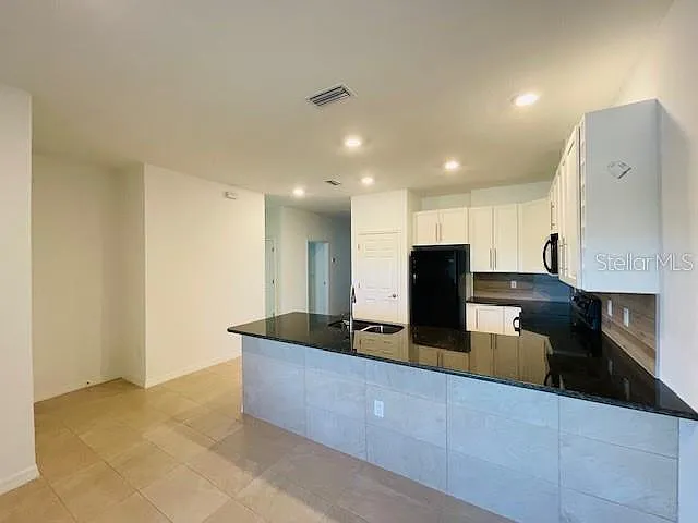 15 Crabtree Ct #B — Photo 3