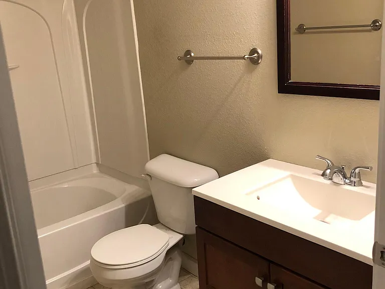 245 Buttonwood Ave — Photo 16