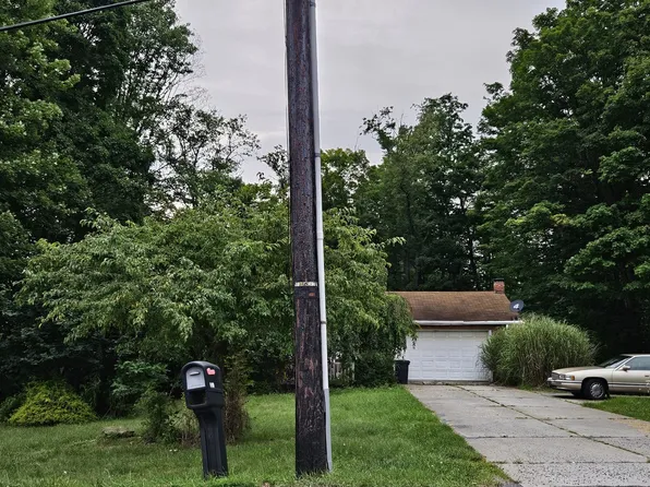 359 Oakridge Dr, Johnstown, PA 15904