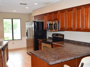 161 Dolphin Cv #2, Freeport, FL 32439