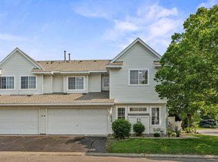 7838 Harvest Ln, Chanhassen, MN 55317