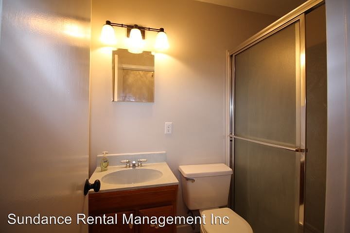1st image of 187 Spencer Pl