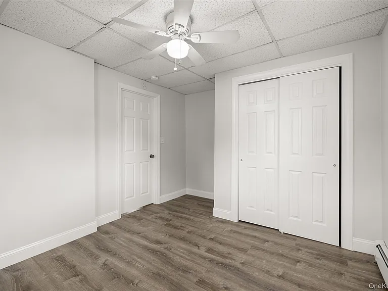 175 Centre Ave — Photo 11
