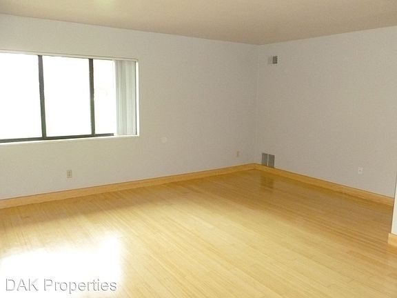 2nd image of N111W15831 Vienna Ct APT 1