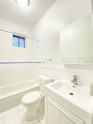 Rented by Bohemia Realty Group | media 20