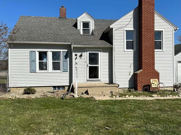 69540 Pine Rd, North Liberty, IN 46554