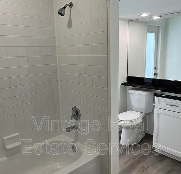 9411 Willow Cove Ct — Photo 21