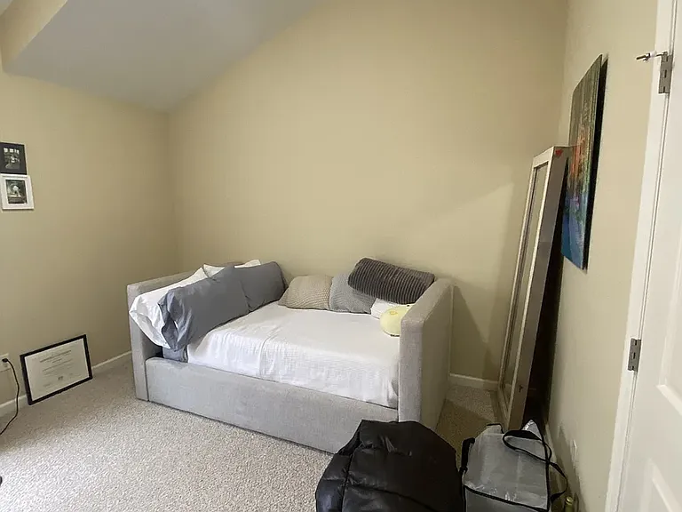 100 Schmeelk Pl — Photo 18