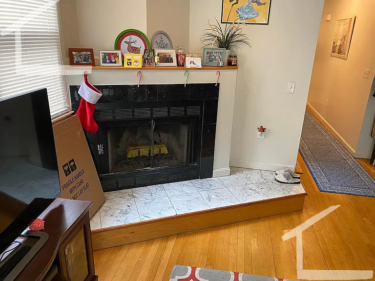 258 Allston St #B — Photo 31