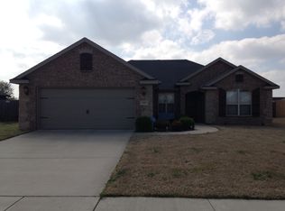 409 N Sabine Pass Rd, Fayetteville, AR 72704