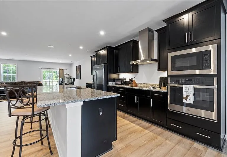 4641 Wistar Creek Dr #B — Photo 40