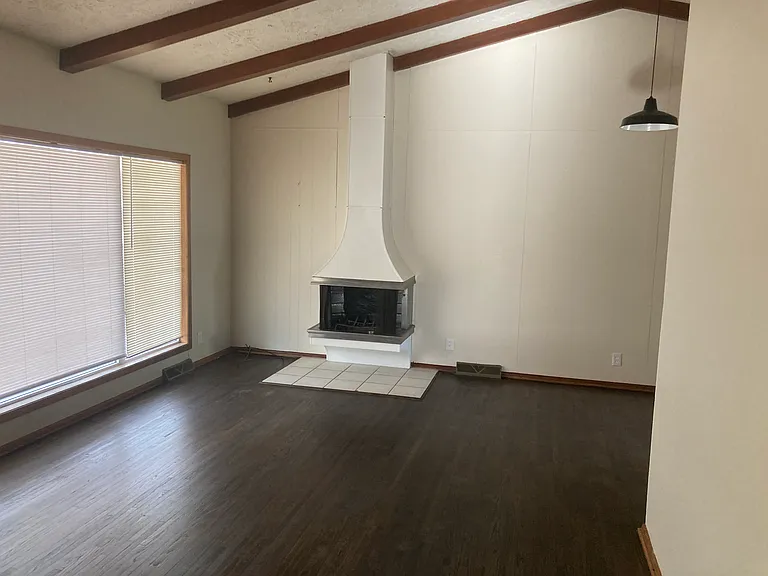 2610 S Larkin Dr — Photo 5