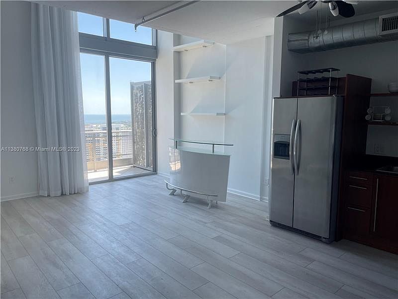 1st image of 690 SW 1st Ct Penthouse Ii-19