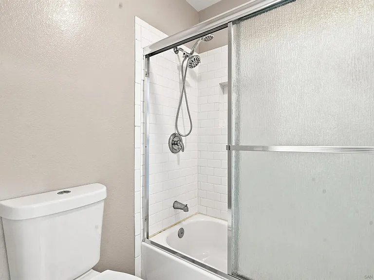 5704 Camino Del Cielo #203 — Photo 18