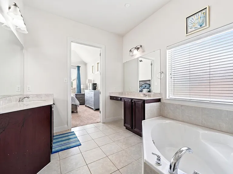 10323 Wedmore Dr — Photo 8