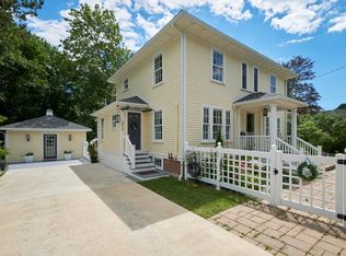 215 Broadway Pl, Rockland, ME 04841