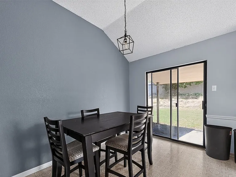 105 Lariat Cir — Photo 6