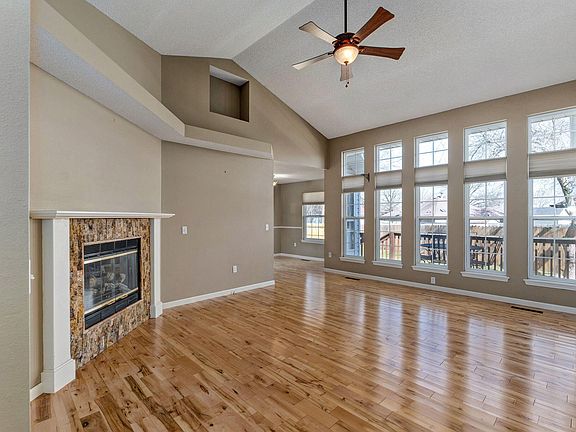 4th image of 3923 W Kay Pointe Boulevard