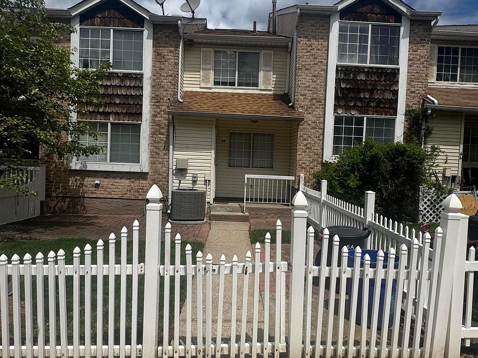 1st image of 6 Dreyer Ave #A