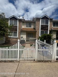 6 Dreyer Ave #A, Staten Island, NY, 10314