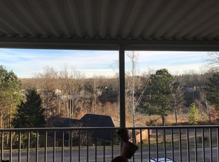 210 Village Cir W, Dickson, TN 37055