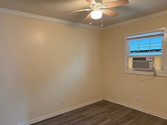 5th image of 820 Mobile St #A
