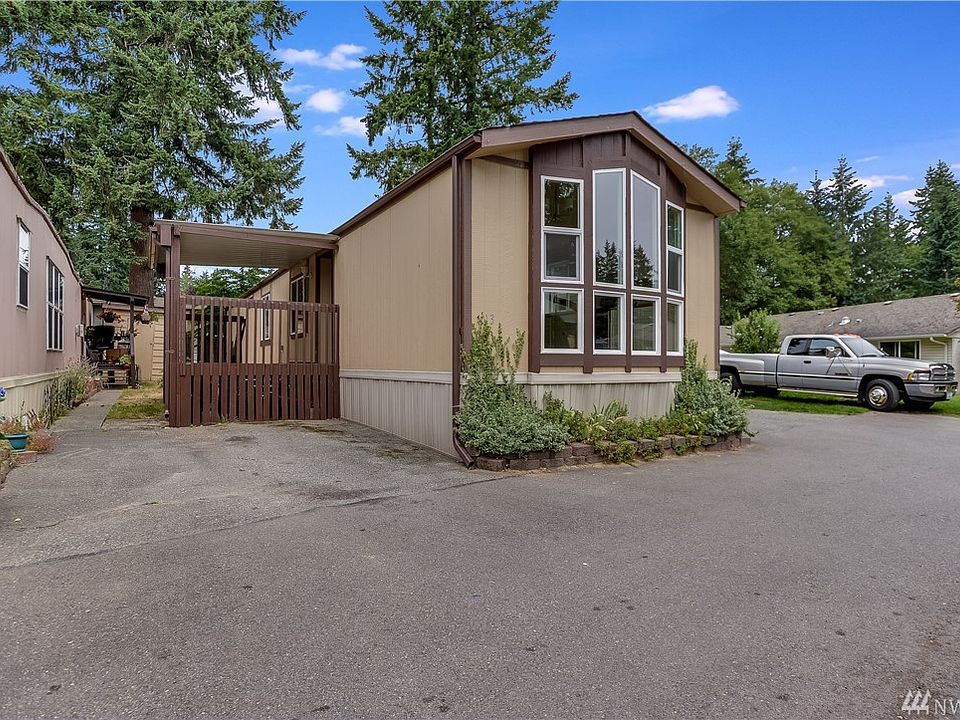 1st image of 5717 186th Pl SW Unit 13