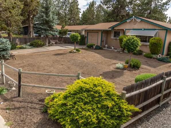 835 SE Centennial St, Bend, OR 97702