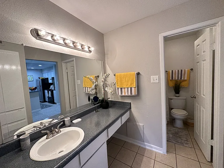 The Park @ Live Oak Apartments — Photo 74