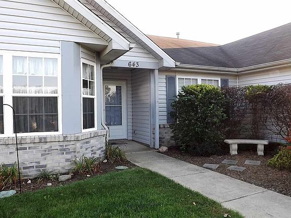 2nd image of 643 Clifty Falls Ln