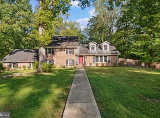 6831 Glencove Dr, Clifton, VA 20124