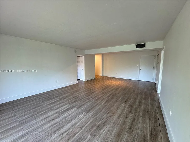 8335 SW 72nd Ave #211D — Photo 12