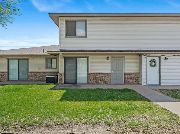 8724 W University St APT B, Wichita, KS 67209
