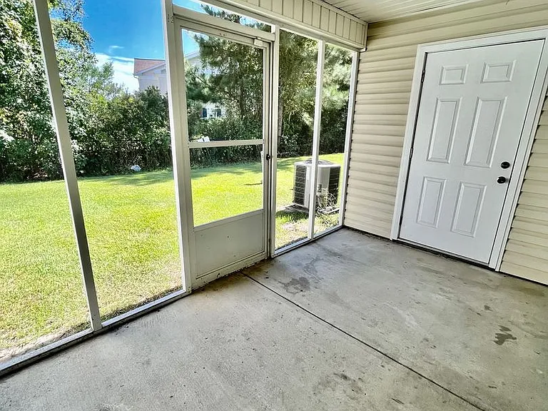 4000 Banister Loop — Photo 20