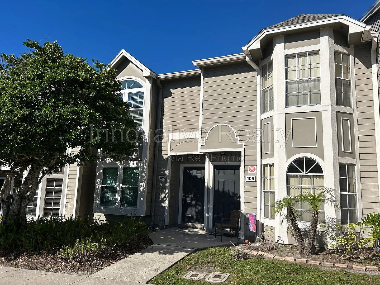 2 bed, 1.5 bath, 1060 sqft, $1,575 — Photo 1