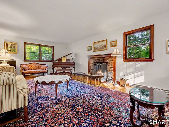 5th image of 60 Rosebrook Drive