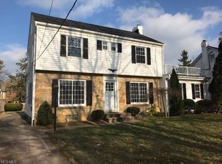 21338 Lake Rd, Rocky River, OH 44116