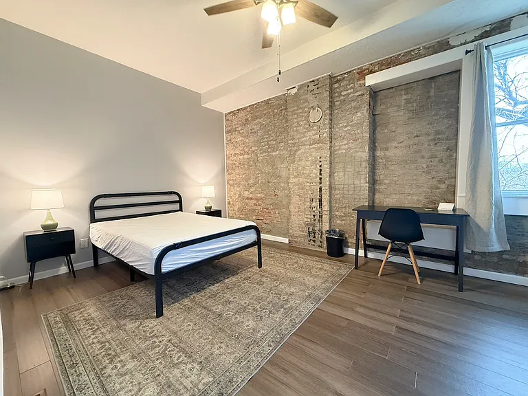 2630 W Burnett Ave #8 — Photo 28